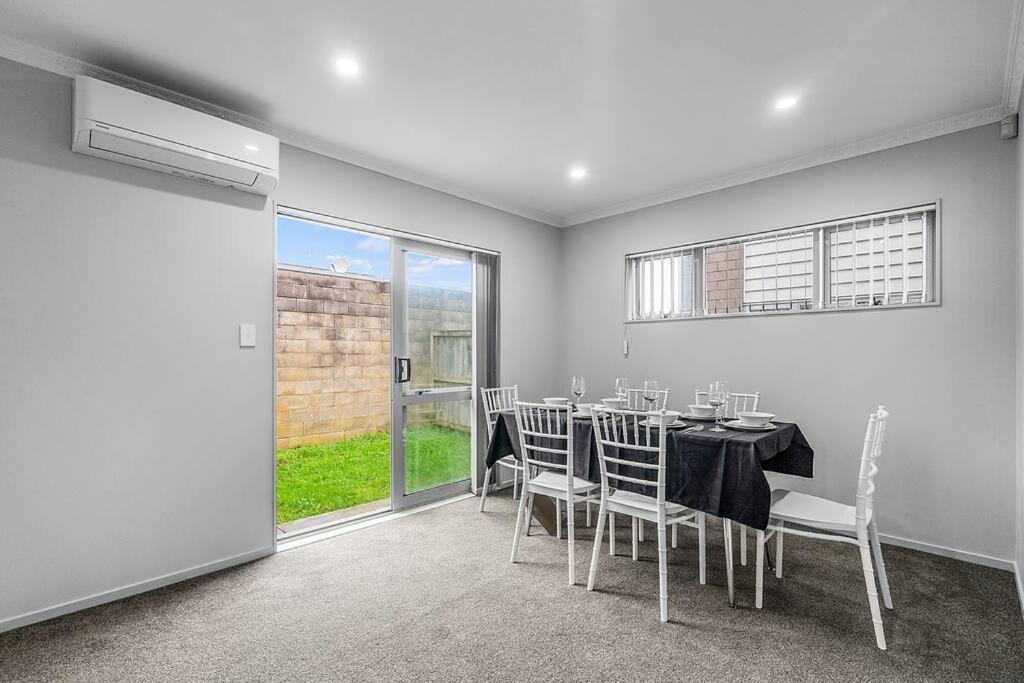 Airport & City At Your Doorstep! The Central Charm Auckland Exterior foto
